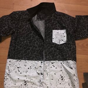 Black and white button down shirt that’s never been worn